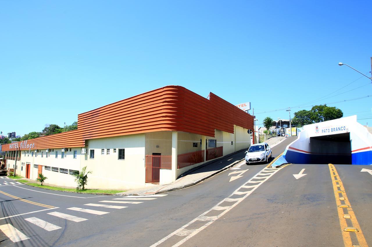 Hotel Village Pato Branco Exterior photo